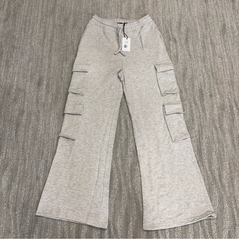 NWT WeWoreWhat Heathered Gray Cargo Wide Leg Sweatpants Women’s Sz S
